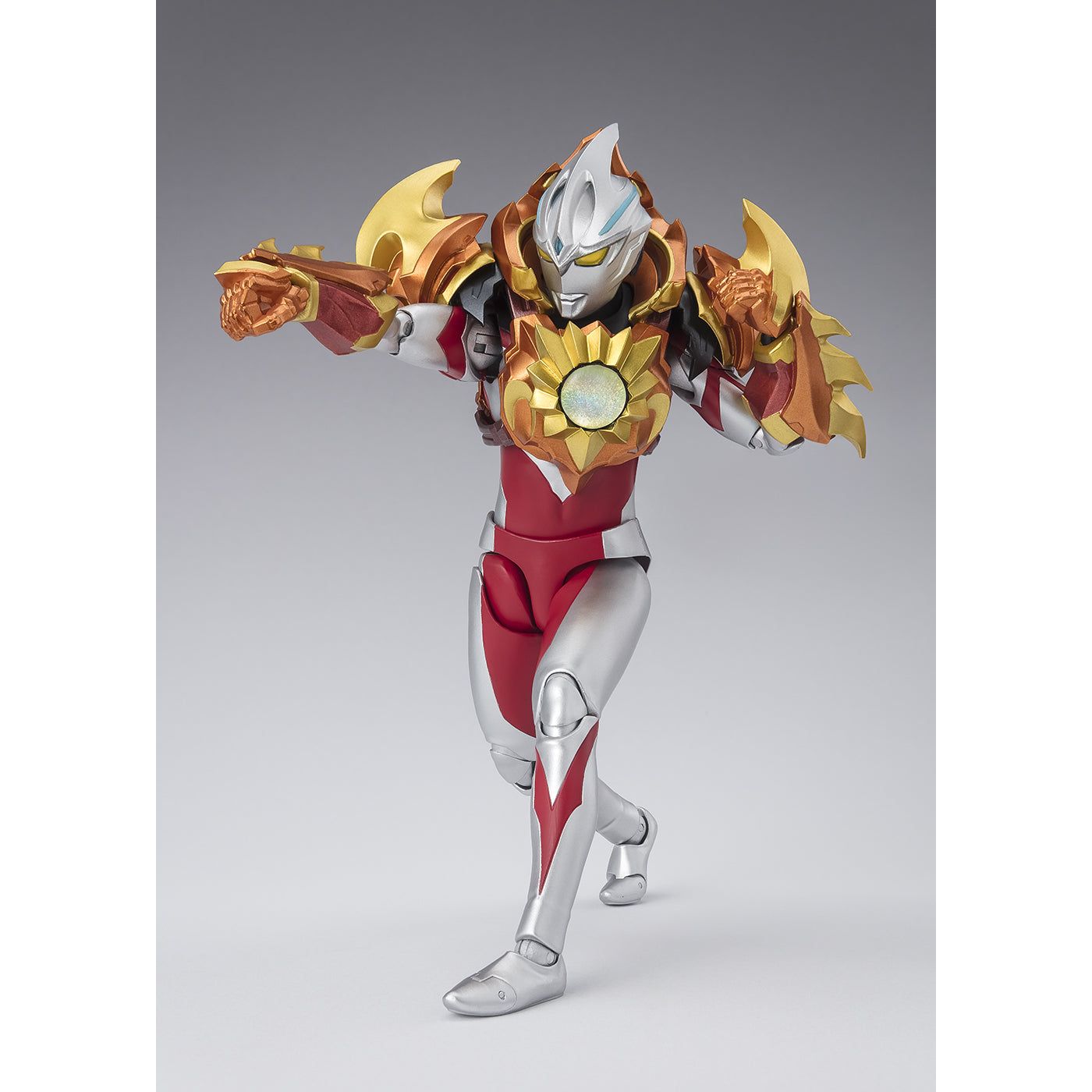 SH Figuarts Ultraman Solis Arc Armor